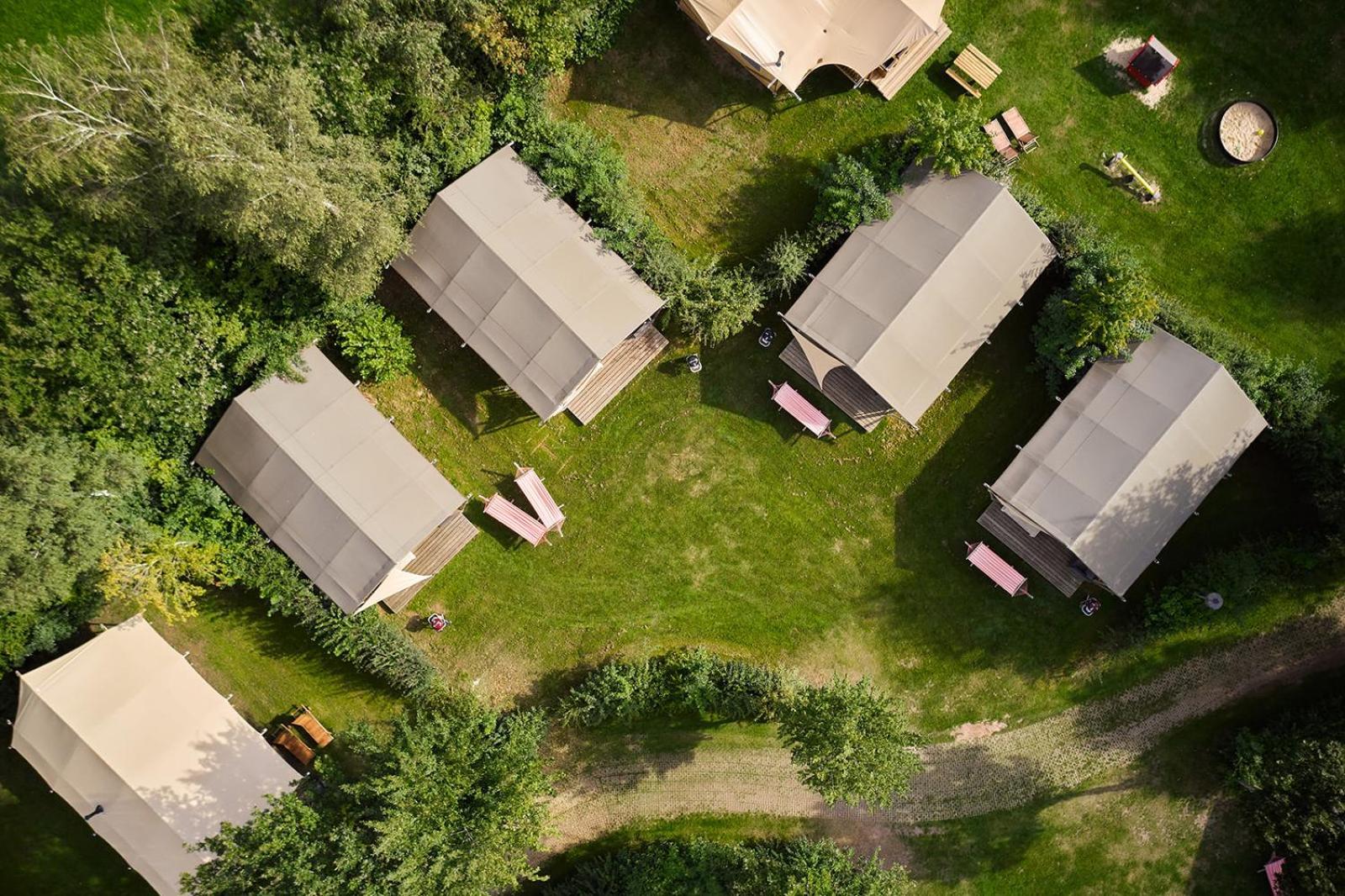 Отель Glamping Twente Денекамп Экстерьер фото