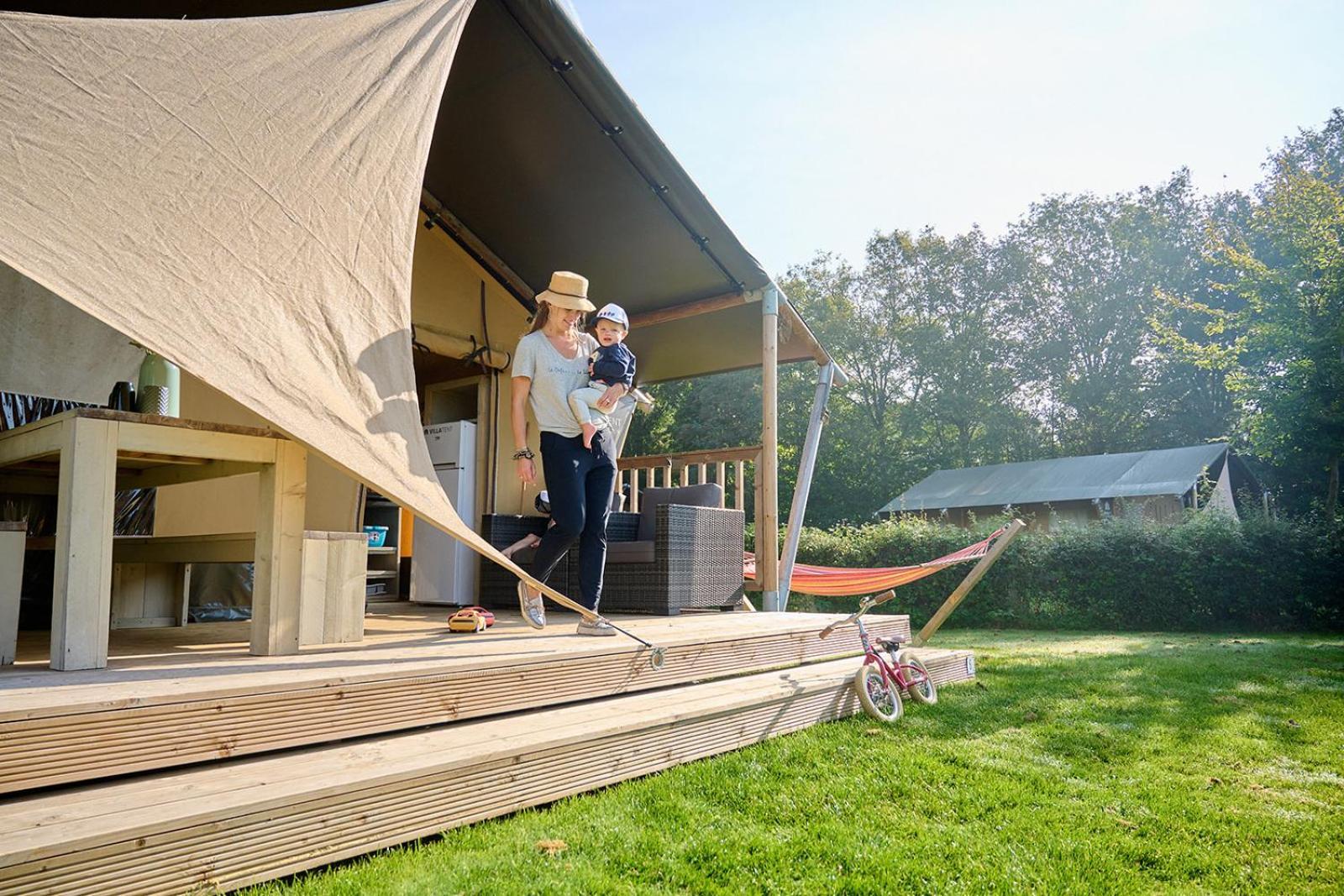Отель Glamping Twente Денекамп Экстерьер фото